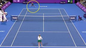 "Akcja turnieju". Komentatorzy aż krzyknęli po tym, co zrobiła Świątek [WIDEO]