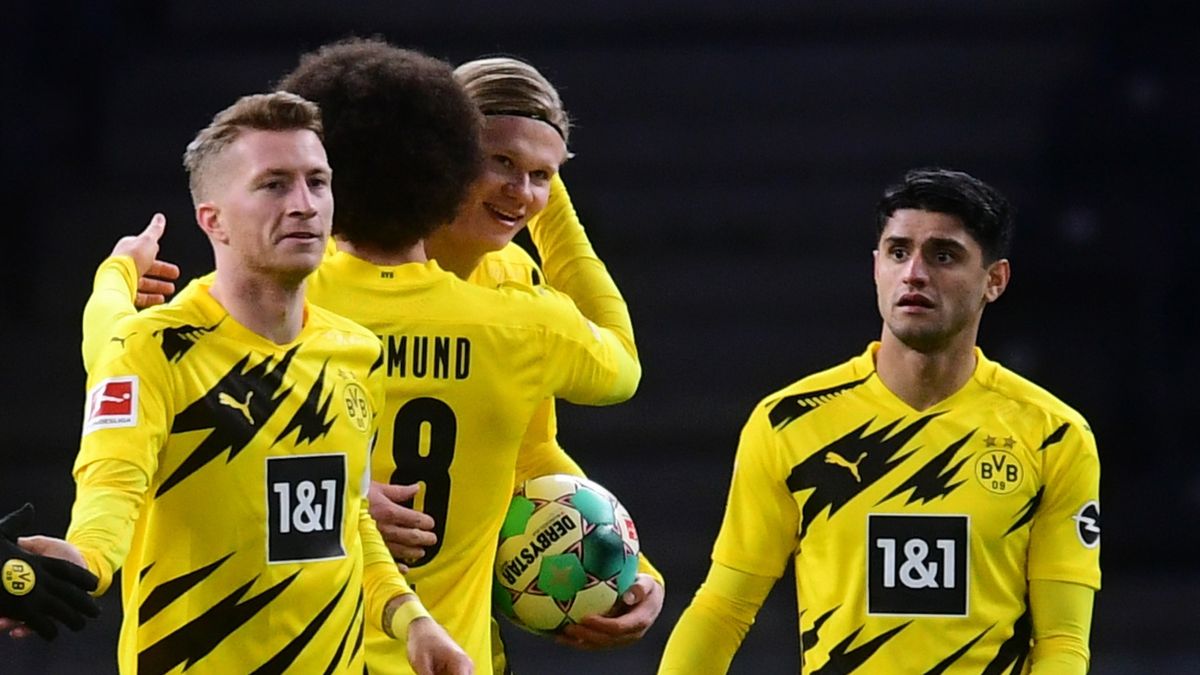 Zdjęcie okładkowe artykułu: PAP/EPA / CLEMENS BILAN / Na zdjęciu: piłkarze Borussii Dortmund cieszą się z bramki Erlinga Haalanda