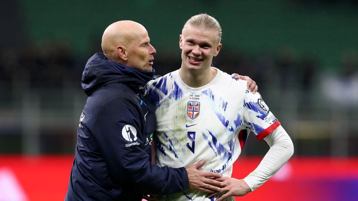 Getty Images / Marco Luzzani / Selekcjoner Stale Solbakken i Erling Haaland