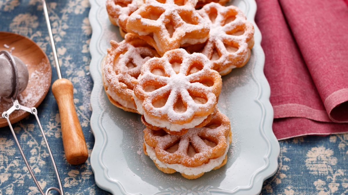 Pocałunki Pantellerii to tradycyjny sycylijski deser karnawałowy