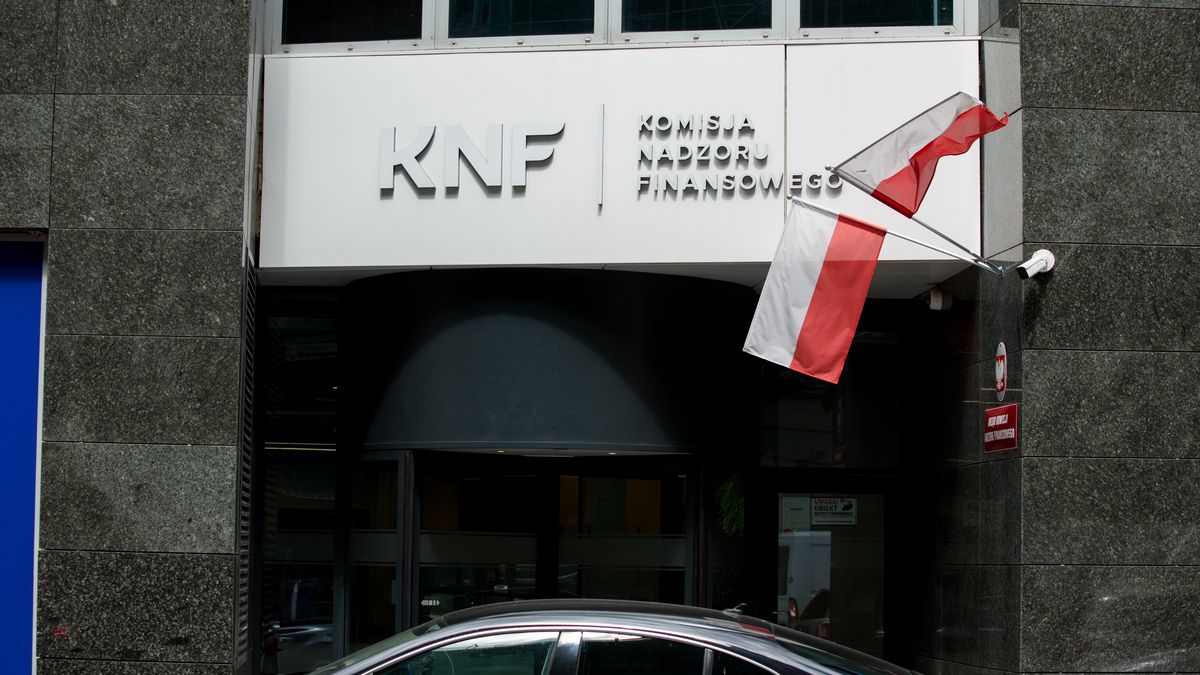 KNF wprowadza ochronę klientów przed niektórymi polisami