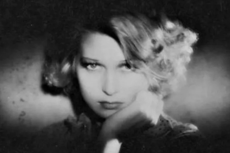 Długo wierzono w to, że Ina Benita zginęła podczas powstania warszawskiego. Kadr z filmu "Ludzie Wisły" (1938)