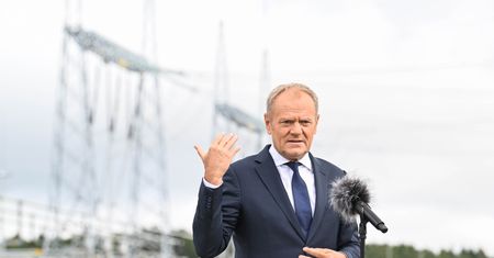 Popłynął pierwszy prąd z Bałtyku. Tusk mówi, co to oznacza