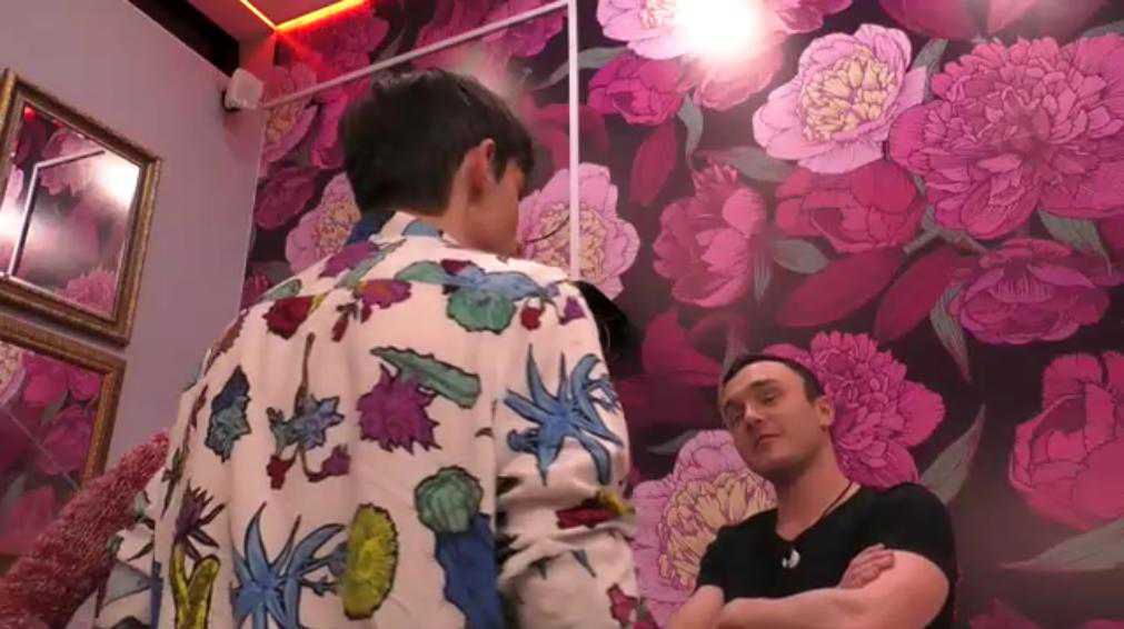 Łukasz Darłak jest łącznikiem z nowymi uczestnikami Big Brothera
