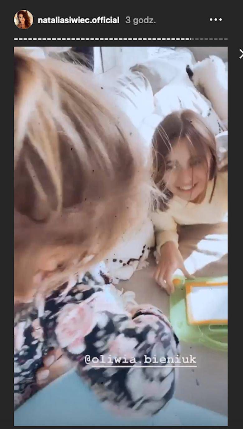 Oliwia Bieniuk zajmuje się córką Natalii Siwiec