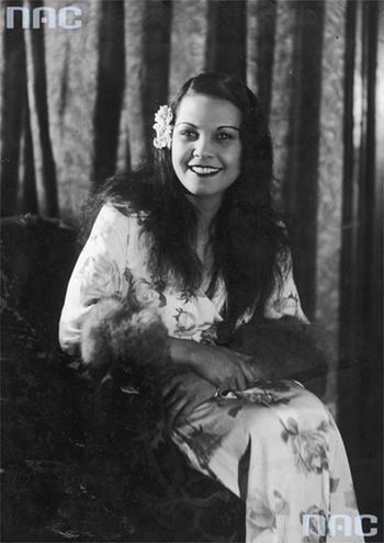 Anne Chevalier - Reri w 1933 r. w Warszawie 