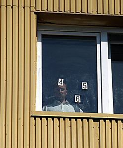 Zarzuty dla opiekunów dzieci, które wypadły przez okno