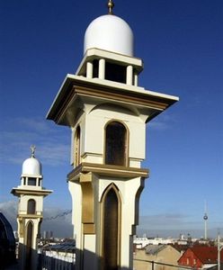 Katolicki proboszcz zbiera pieniądze na budowę meczetu