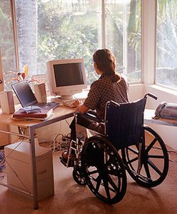 Twarzą kampanii "Pełnosprawni w pracy" jest zdrowy aktor