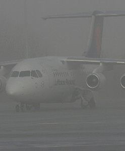 Sto osób koczuje na katowickim lotnisku