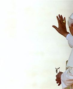 Papież modli się o pokój i zgodę w Iraku