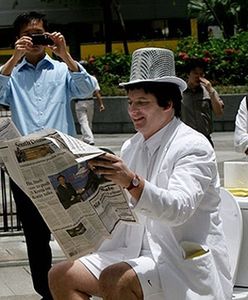 Hymn narodowy w sedesie - artyści kontra prokuratura