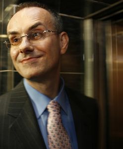 Dochnal podejrzewa, że jest podsłuchiwany przez policję