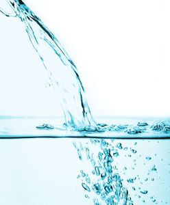 Woda nabita w butelkę