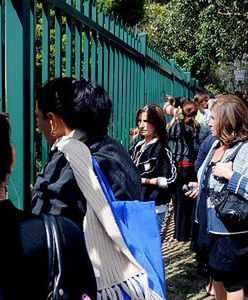 Maczetami i kijami bejsbolowymi zaatakowali szkołę