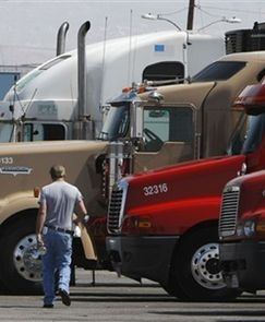 Kierowcy ciężarówek protestowali przeciwko wysokim cenom paliwa