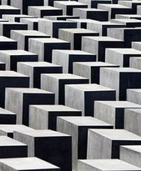 Po dwóch latach rysy na pomniku holokaustu w Berlinie