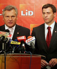 Olejniczak: nie ma rozmów LiD-PO o powyborczej koalicji