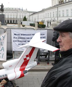 Szamotanina posłów PiS z policją; "posłanki poturbowane"