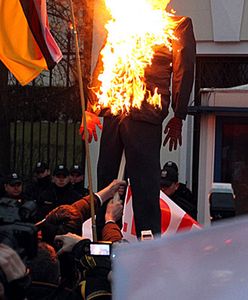 Spalili kukłę Władimira Putina - teraz mogą mieć kłopoty