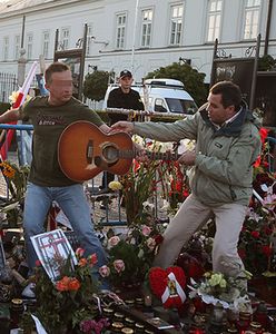 Tusk ws. krzyża: to osobliwy Hyde Park