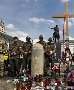 Przełom w sprawie krzyża? Zostaje przed pałacem