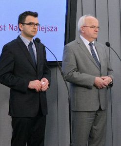 Polacy: Grabarczyk do dymisji; PJN: zwolnić prezesów PKP