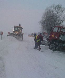 Coraz gorsze warunki na drogach - śnieg i gołoledź