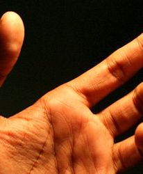 W proteście odciął sobie palec