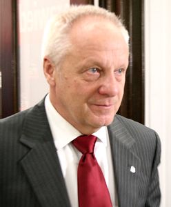 Te sms-y rozsierdziły posła PO; "Kogo poucza generał?"