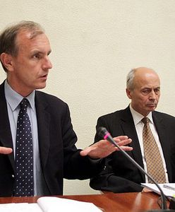 Komisja chce znać skutki zwolnienia zakupów z offsetu