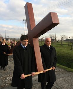 Przeszli ścieżkami obozu zagłady, modląc się za ofiary