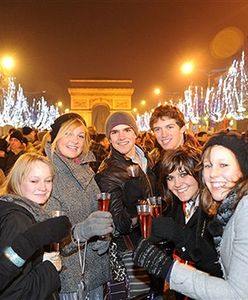 W sylwestra spłonęło 445 podpalonych samochodów