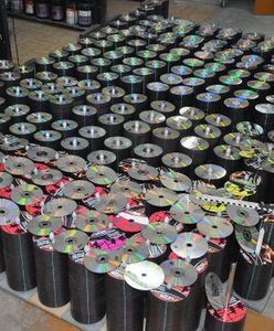 W Polsce działały największe w UE pirackie wytwórnie płyt