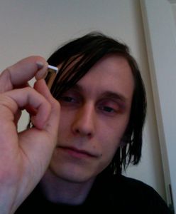 Pierwszy człowiek z pendrive'em w palcu