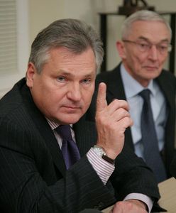 Co się stało z brakującymi stronami z teczek Wałęsy?