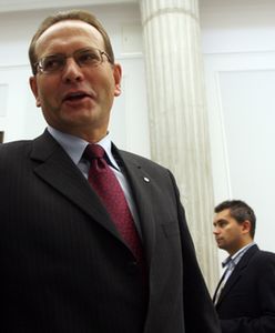 Kłopotek przez spór z Piterą zawiesił dyżury poselskie