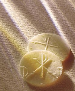 "Skremowany człowiek w urnie na kominku? Dziwne"