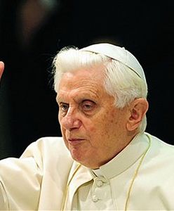 Benedykt XVI zwołał "naradę" ws. księży pedofilów