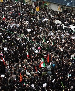 Iran: policja z gazem ruszyła na tłum