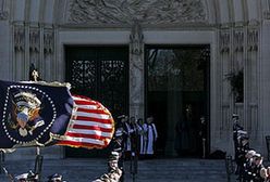 Ostatnie pożegnanie b. prezydenta Forda