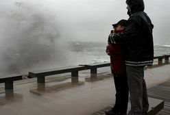 Prom z Polakami zawinął do portu