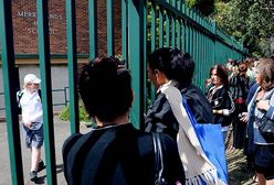 Maczetami i kijami bejsbolowymi zaatakowali szkołę