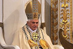 "Rzucili się" na Benedykta XVI - żandarmi przejęli list