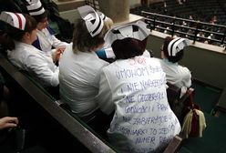 "Tylko nieroby i leniuchy chcą pracować na etatach"