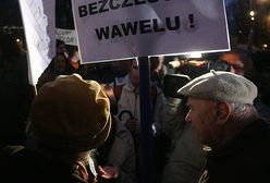 Dwie manifestacje pod Wawelem - może być gorąco na ulicach Krakowa