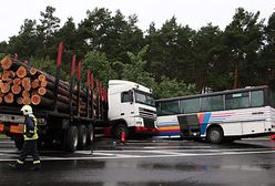 Polak staranował autobus w Niemczech - 17 rannych