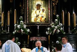 Matka Boska Częstochowska w "kosmicznej koronie"