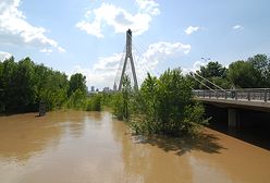 Fala kulminacyjna w Warszawie; poziom wody wciąż rośnie