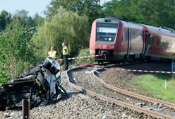 Katastrofa na przejeździe kolejowym, 21 rannych